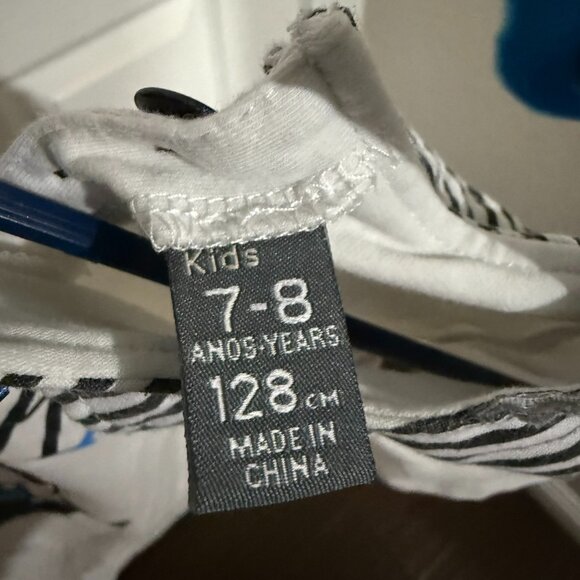 H&M Hello Kitty shirt girls size 7-8 - Picture 2 of 3